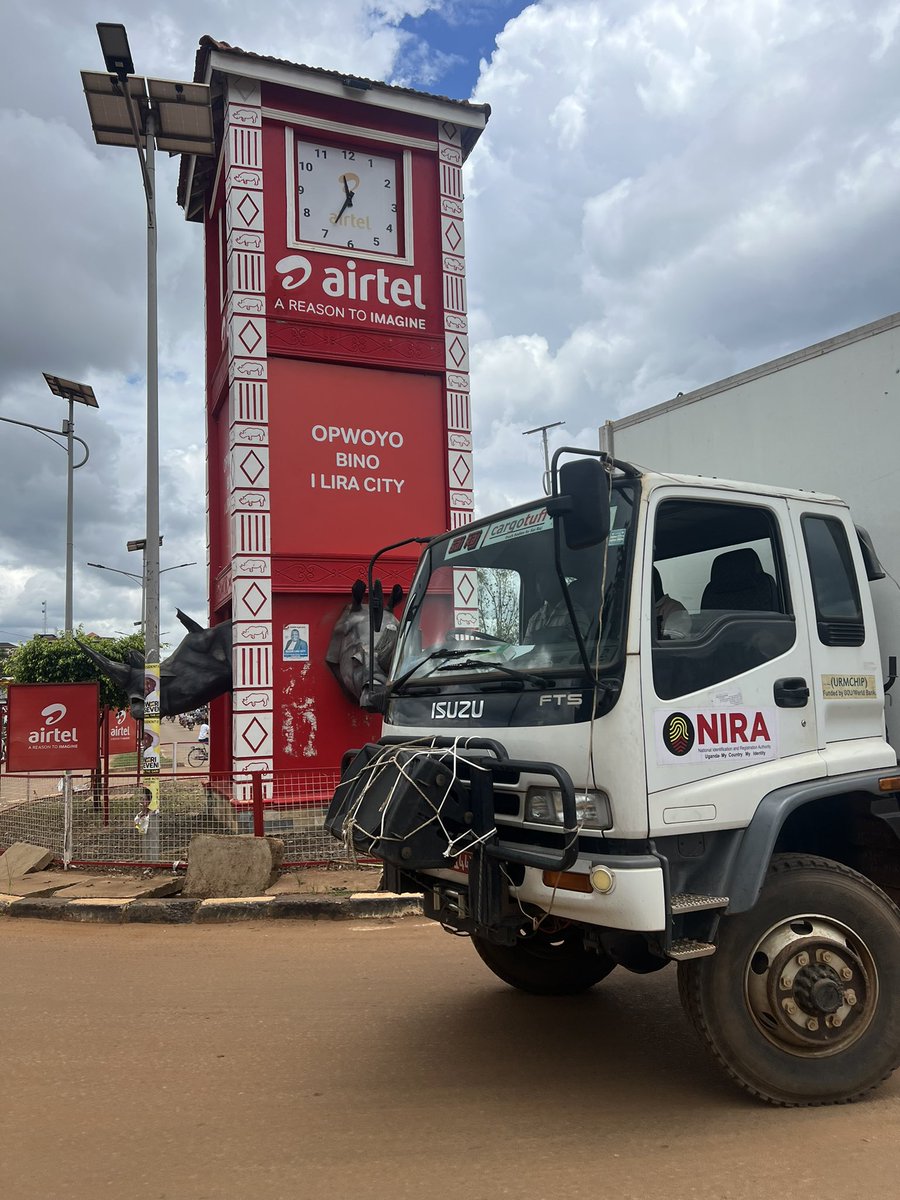 ugsanz's tweet photo. The people of #Liracity #Liradistrict @NIRA_Ug has brought back your #Nationalidentitycards kindly come and pick them from the mayors garden 🪴
#MobileCardIssuanceRoadShow
@Oquals https://t.co/LLgjfOoJt1