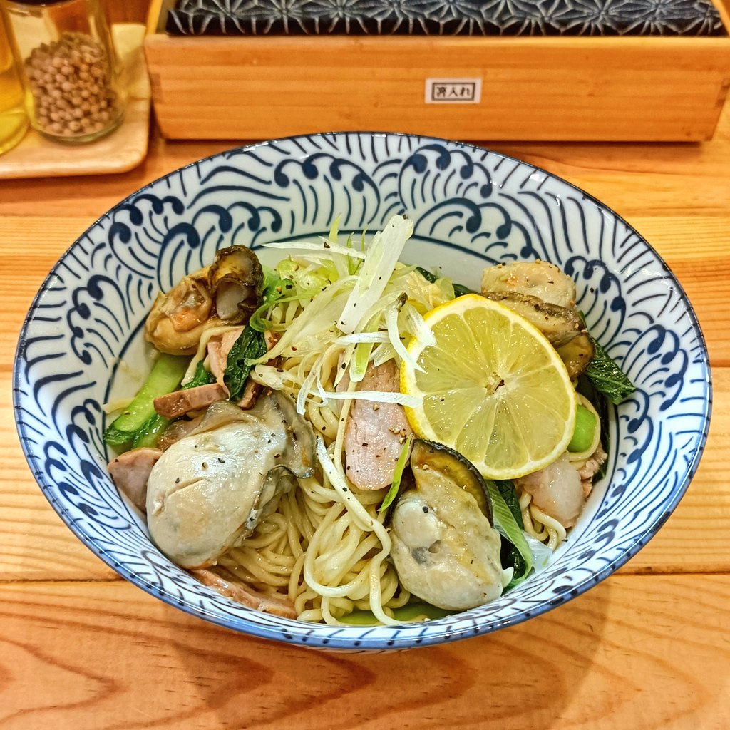 牡蠣らーめん　らぁ麺秀登＠4月10日(金)リニューアルオープン tweet media