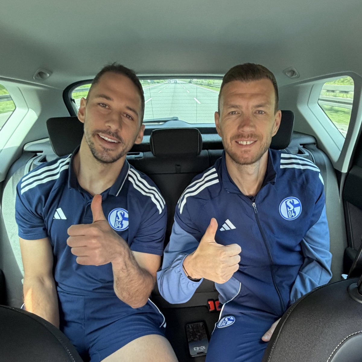 FC Schalke 04 tweet media