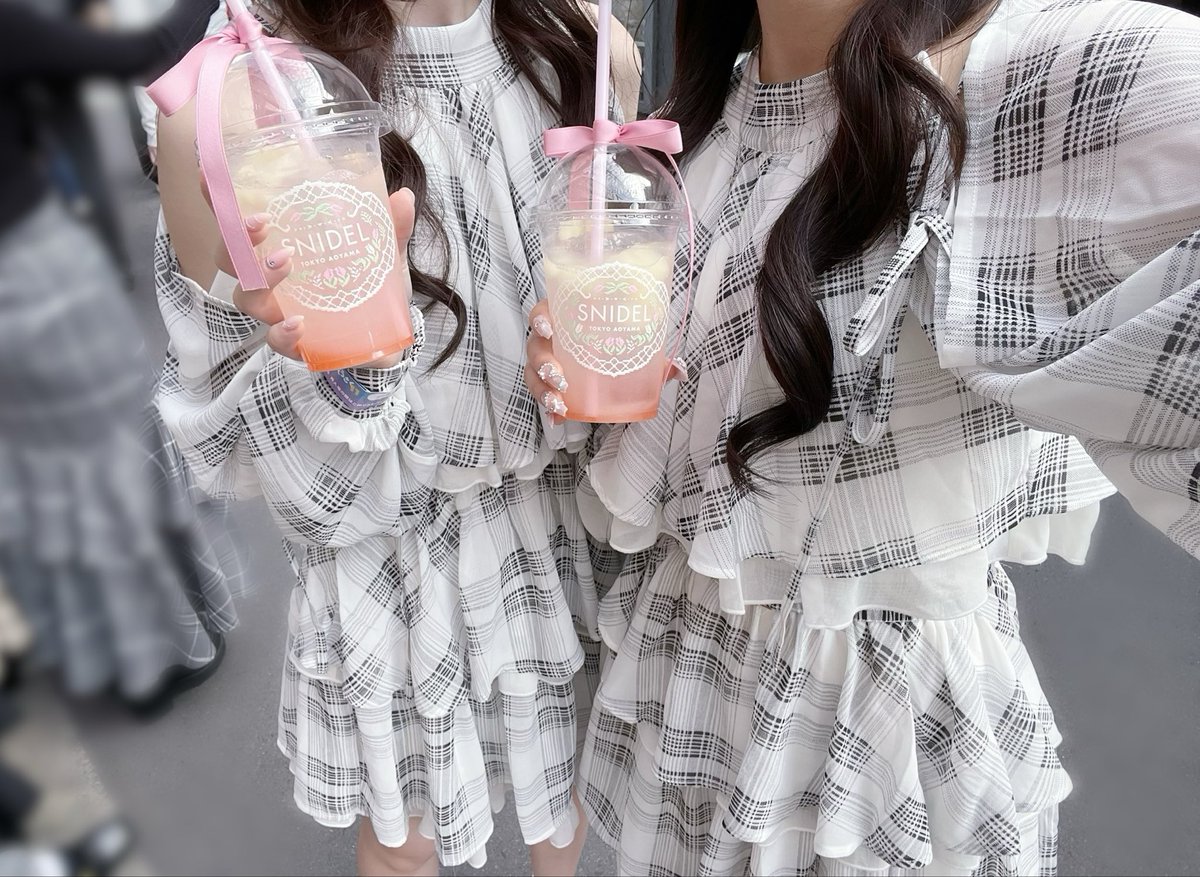 寝ルネ tweet media