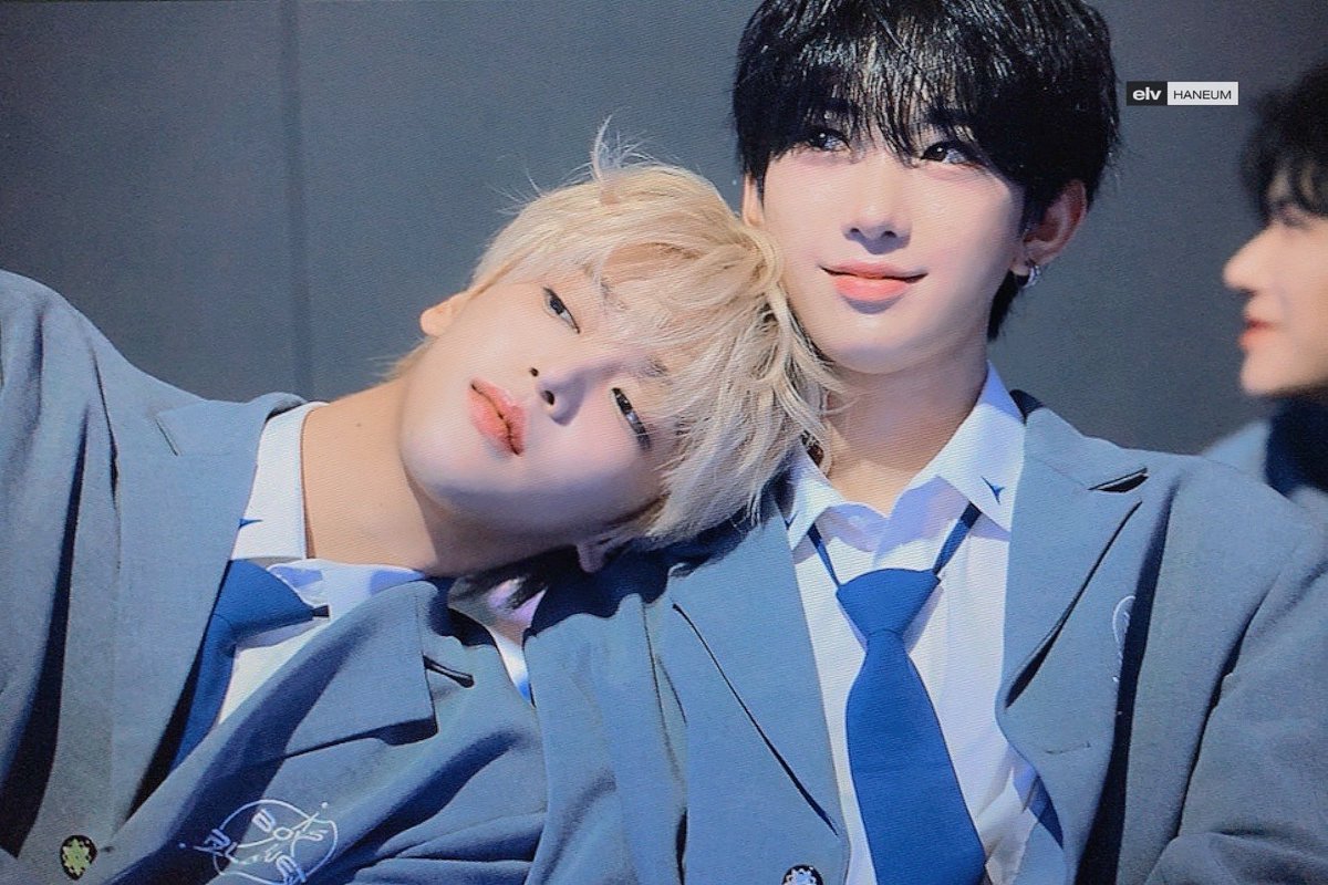 소잡이 tweet media