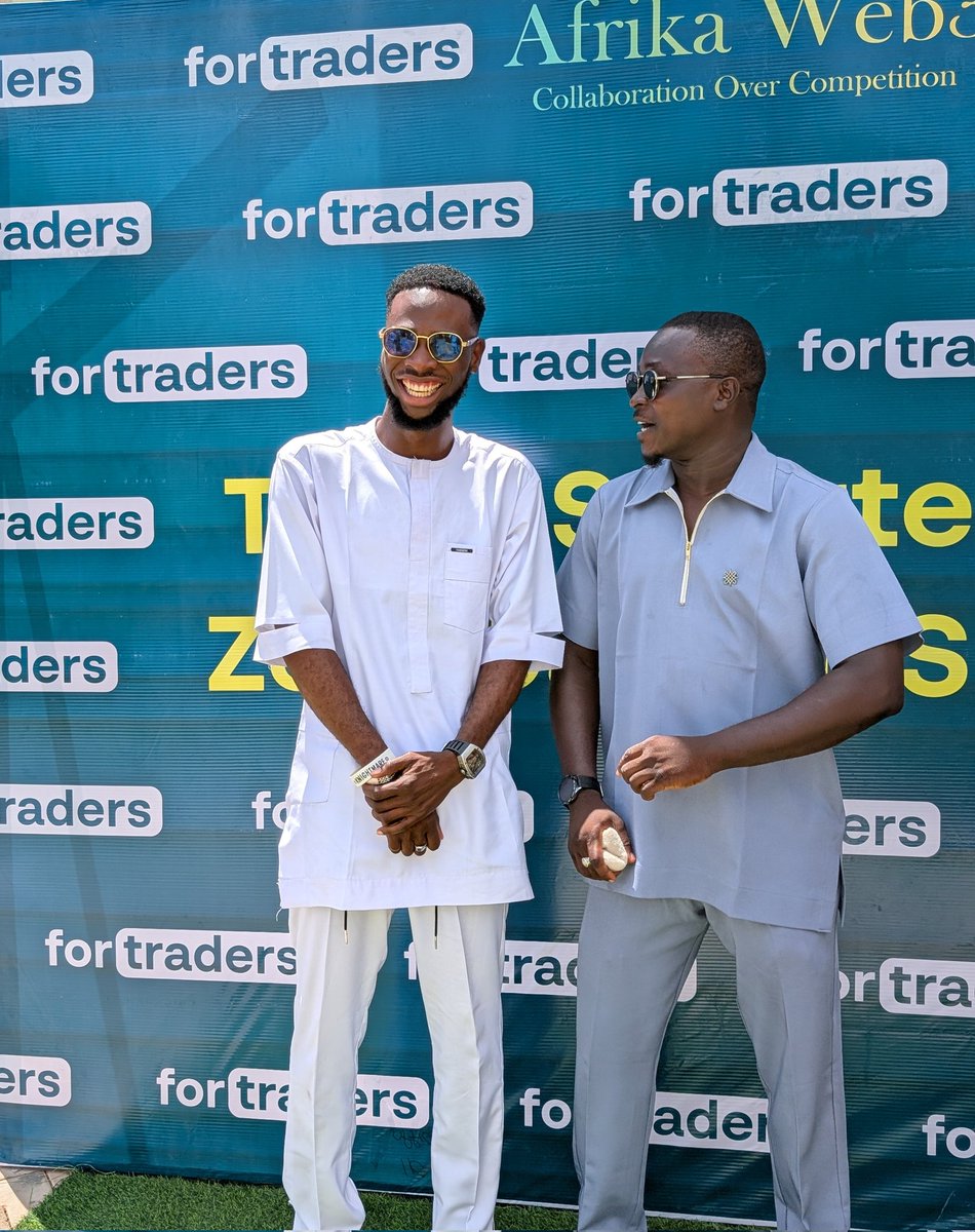 De UniQue 👑 tweet media