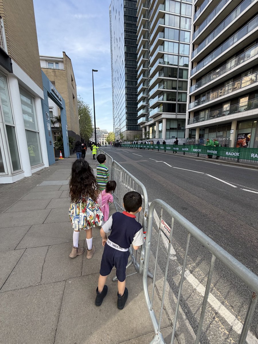 supercarcircle's tweet image. London Marathon 2026 #londonmarathon2026 #determination #courage #resilience  #supercarcircle1 #supercardating