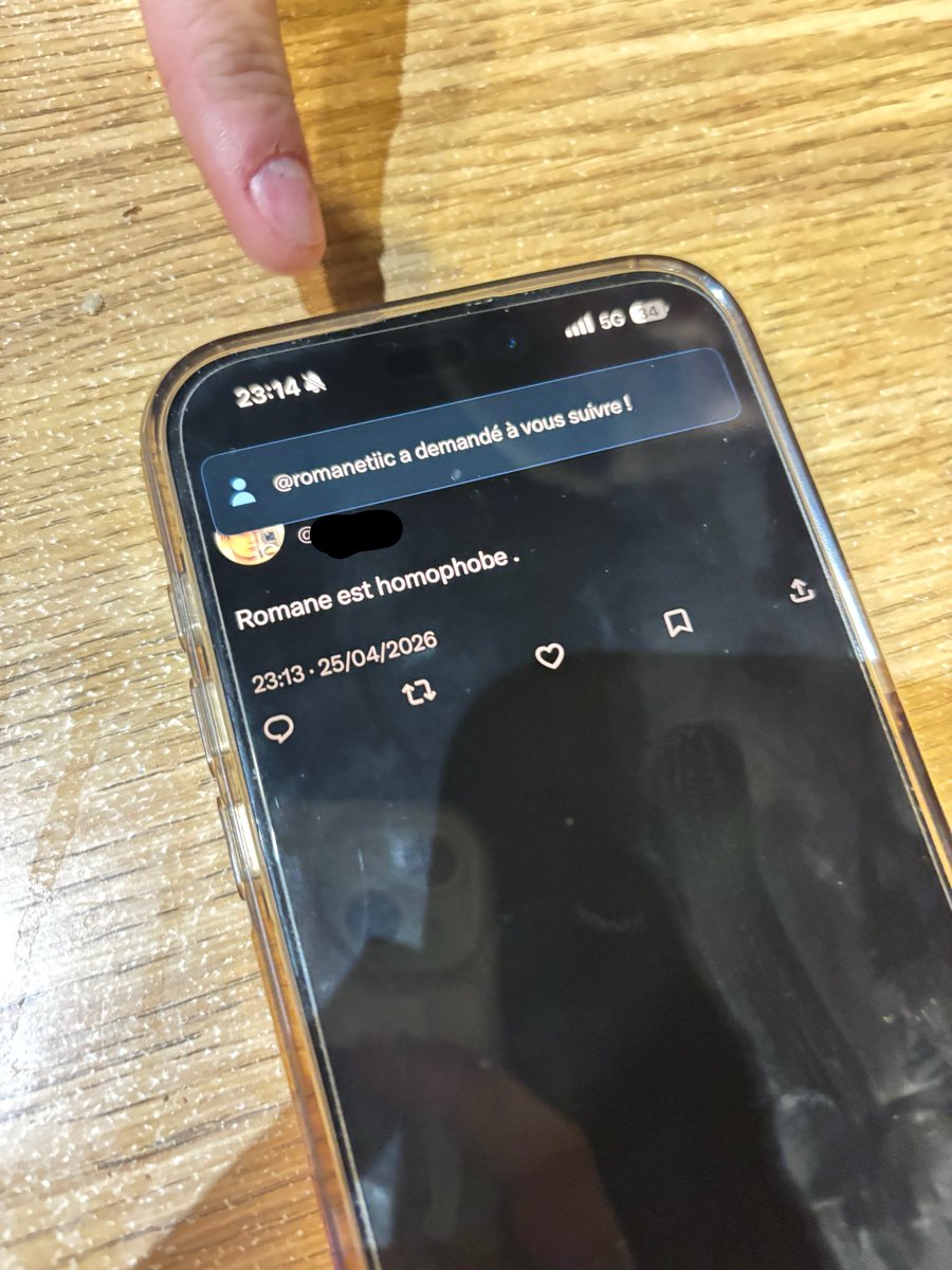 ro 🦖 tweet media