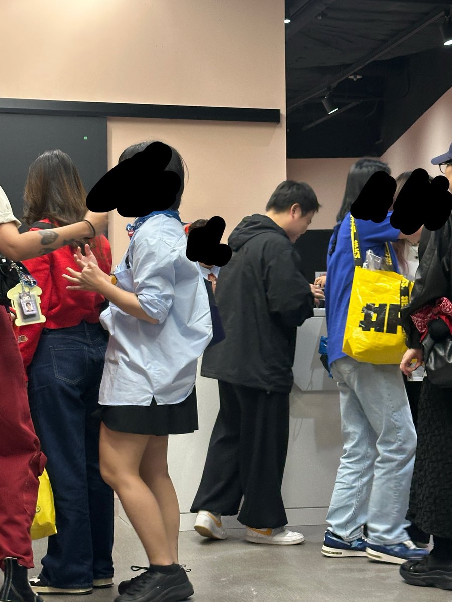 dearhoney tweet media