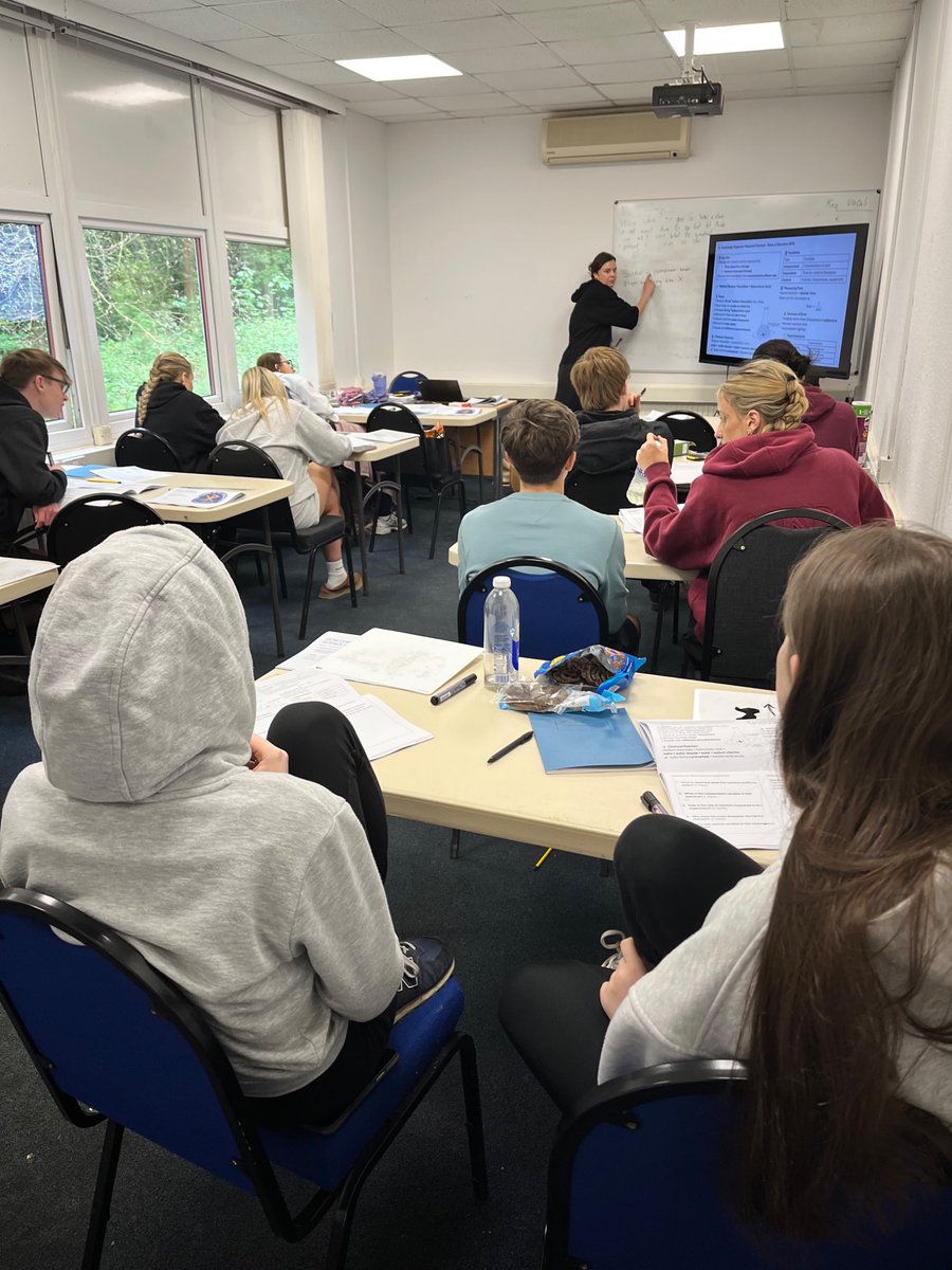 St Gabriel’s Science tweet media