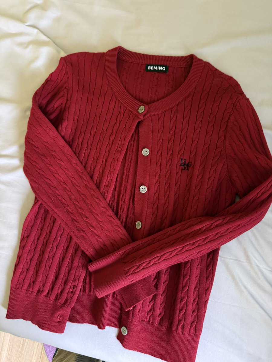 jp58651541's tweet photo. Beming - BMG Knit Cardigan  
ดีเทลงานคล้ายเสื้อลูน่า
S
-2️⃣5️⃣0️⃣ https://t.co/7Kc9zi19e7