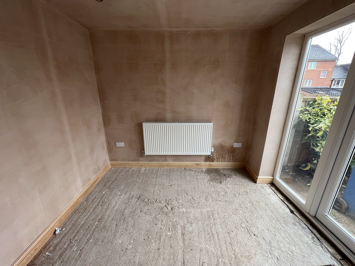 age_plumbing's tweet image. Radiator install in Wavertree, L15 — first fix done, compact rad fitted after plastering. Filled it, looked away, got sprayed. Standard plumbing life ha.

#Plumbing #Heating #RadiatorInstallation #Liverpool #Merseyside #NorthWest #Knowsley #UKTrades