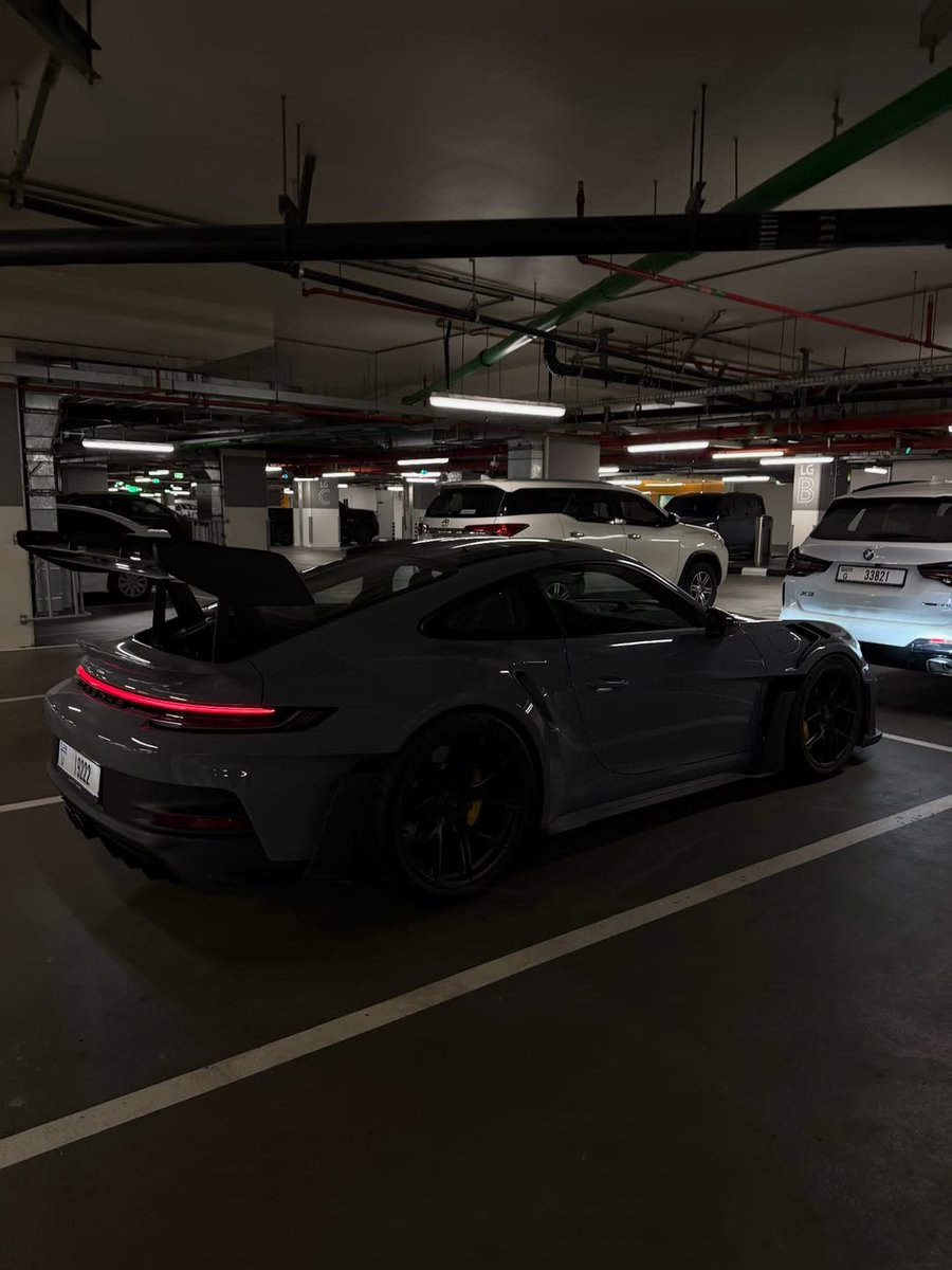Elite Carsgasm tweet media