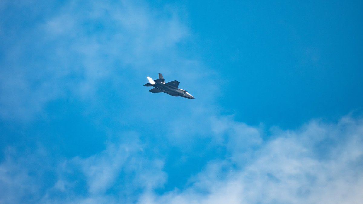 wesleyb1989's tweet image. F35 spam #Volkel 

#NLspot #Planespotting #Nikon #P950 #Aviation #Avgeek #ADSB (April 2026)