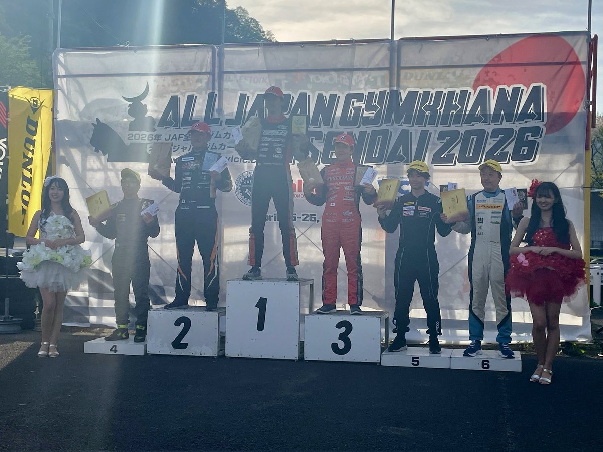 rainblueiv's tweet photo. 全日本ジムカーナ選手権Rd3 赤門
PN2クラス 5位でした
刻一刻と変わり続ける路面に対応しきれませんでした...また頑張ります!
#CUSCO
#DUNLOP
#WinmaX
#REPSOL
#CosarickONE
#ミカサ貿易
#FUAC https://t.co/g4zkcWe3M8