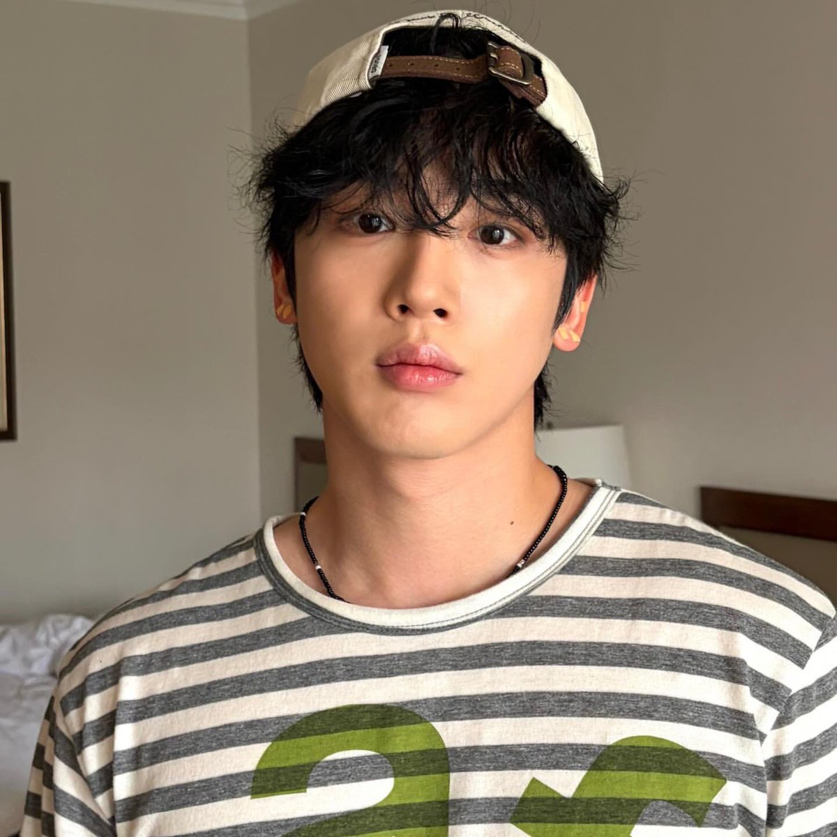 YOHANI_PP's tweet photo. 우리 뽀글이 귀침 붙인 거 귀여워..... ㅠㅠ https://t.co/8Ukjw3tB6E