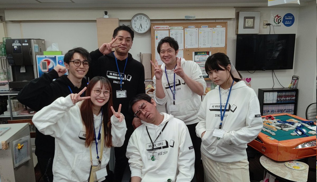 とくまつ tweet media