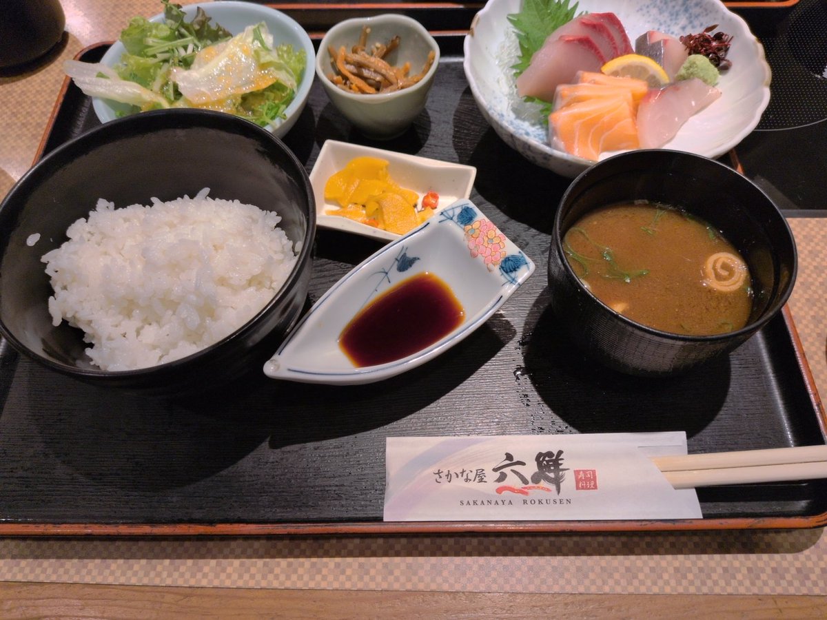 隣のトトロ tweet media