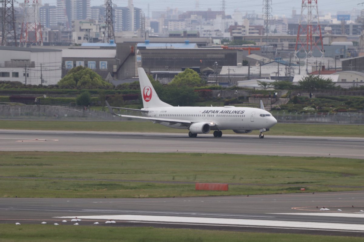 __rotweiss__'s tweet image. おチビもかっこよく飛んでいきました😎✨

#JAL #B737