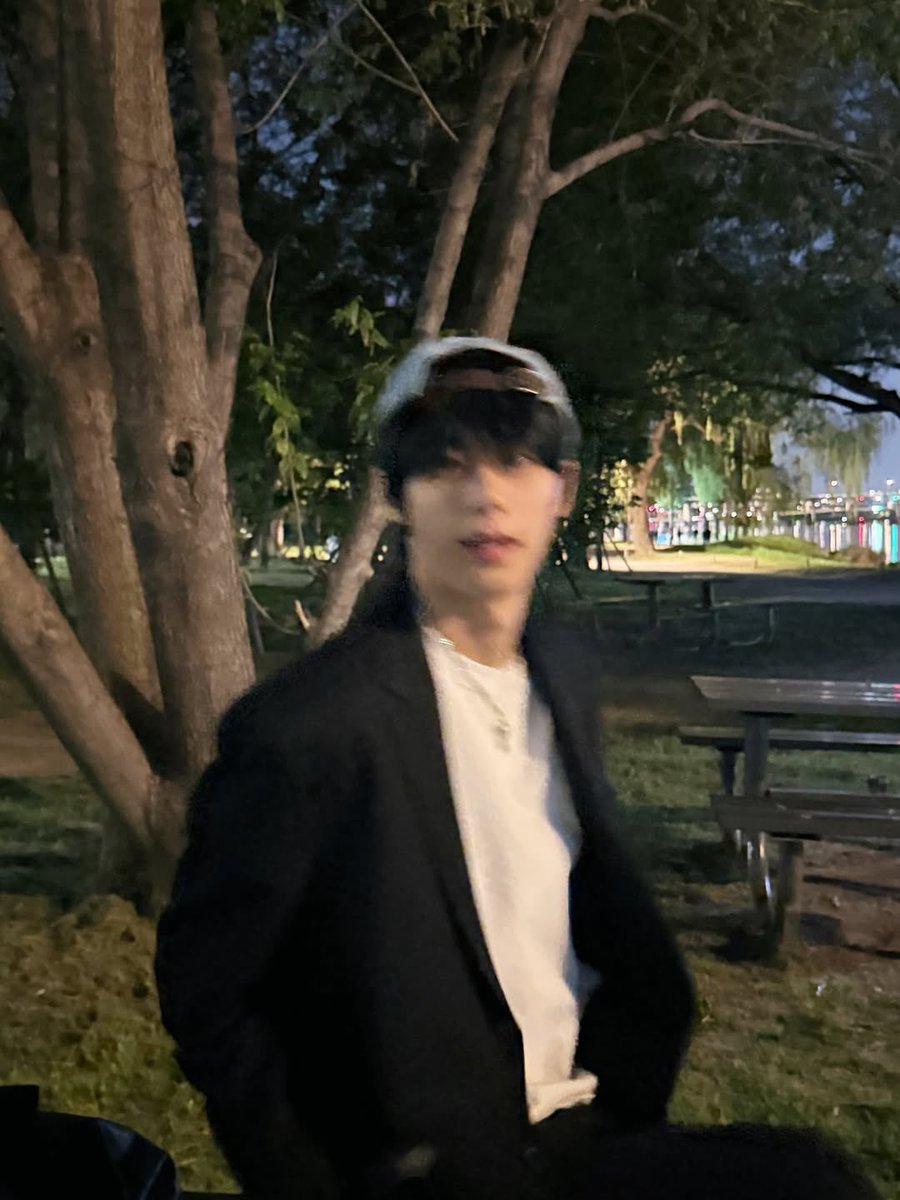 ria ‧˚ʚ ୨ৎ ɞ˚‧ tweet media