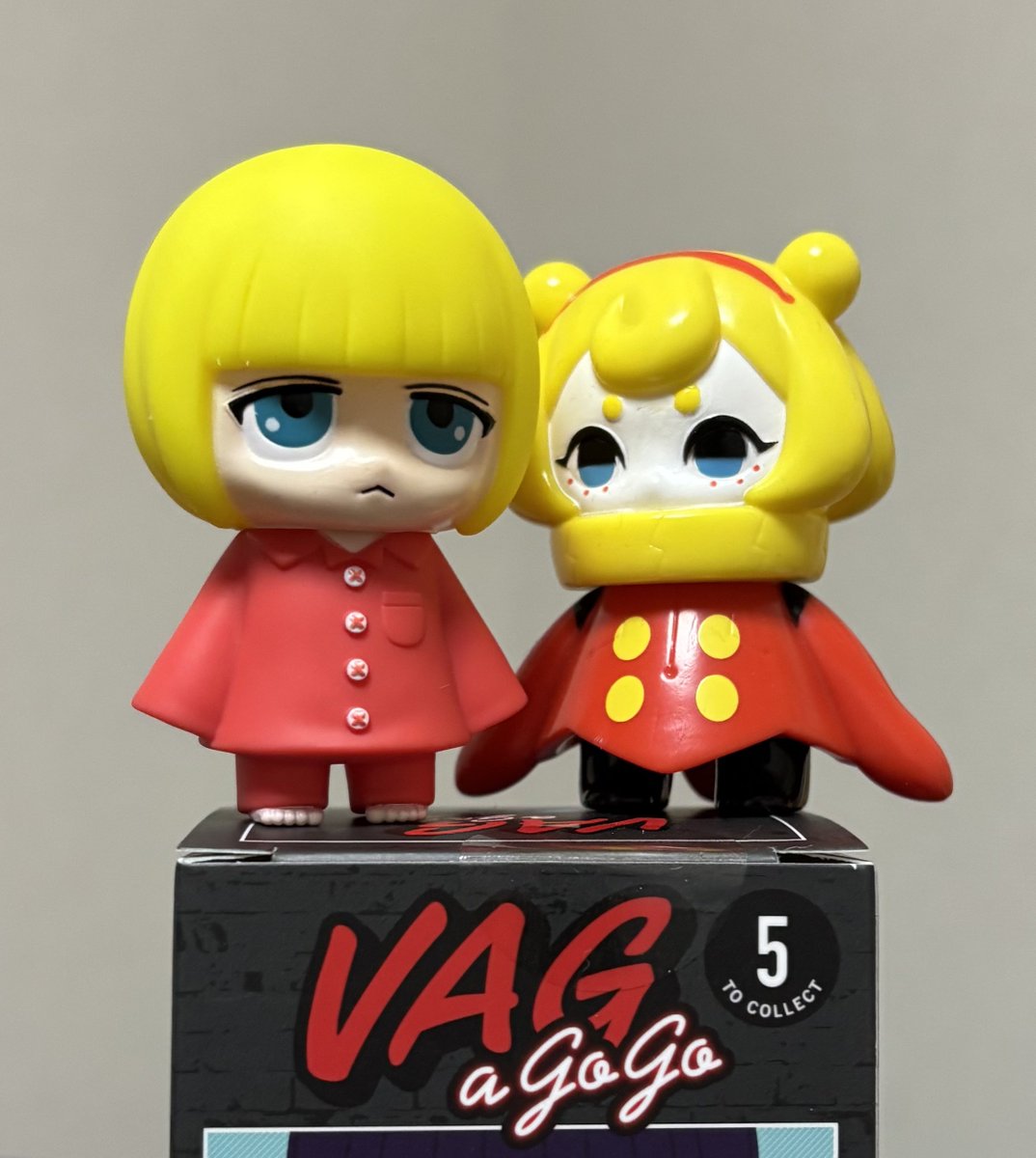 siranui_hiiragi's tweet image. 特に個性的な色の2体が出ました
特に赤黄の方はデンシコダコとお揃いで可愛さ爆増
#VAG #ano
#デンシコダコ