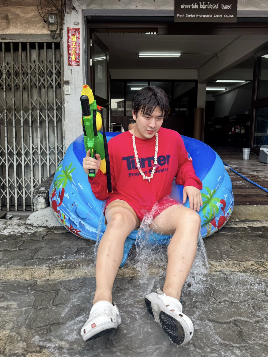 tiimchaya's tweet photo. วันไหลพระประแดง ยาวไป~ 💦 #พระประแดง https://t.co/wTqMmS13O0