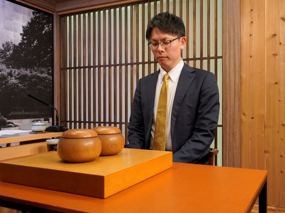 igo_net's tweet photo. テレビ早碁棋戦 #竜星戦🐉！
5/27(水)22:00～ CS囲碁・将棋チャンネルで放送
「第35期 竜星戦 本戦Bブロック 6回戦
三谷哲也八段 vs 志田達哉八段」

解説： 山田拓自八段　聞き手：矢代久美子六段

《視聴方法》
J:COM　https://t.co/fswovSBywo
ケーブルテレビ　https://t.co/3ANAr1JQtW
スカパー　https://t.co/ryOUKXfp1g
ひかりTV　https://t.co/fFYbxC8GBX