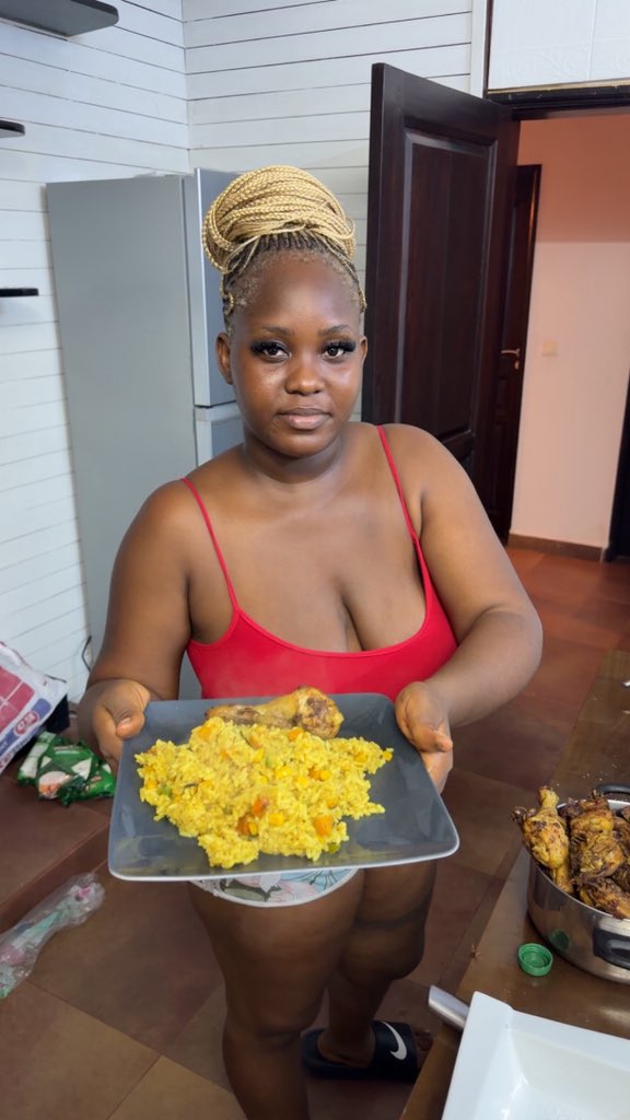 Cleverly 💐 tweet media