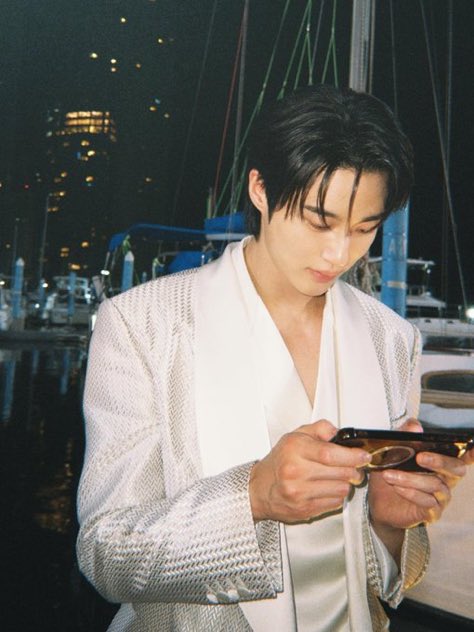 𝓖 Wooseok.🦖 (H) (@byeonwsk) / Posts / X