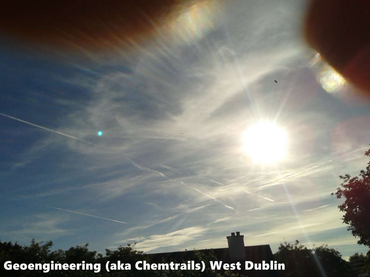 Maximil86429959's tweet image. We've had a week of nice sunny weather in Ireland, but we've also had a week of the unlawful &amp;amp; reckless geoengineering too⚠️

More people than ever are now beginning to notice &amp;amp; to ask questions &amp;amp; some are doing their own reasearch into #Geoengineering aka #Chemtrails

#WakeUp 👇