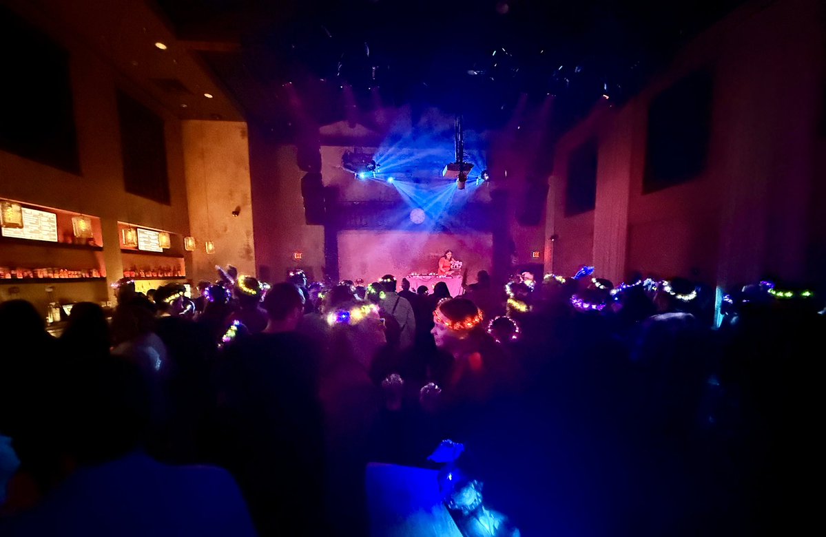 ☀️ Sol tweet media