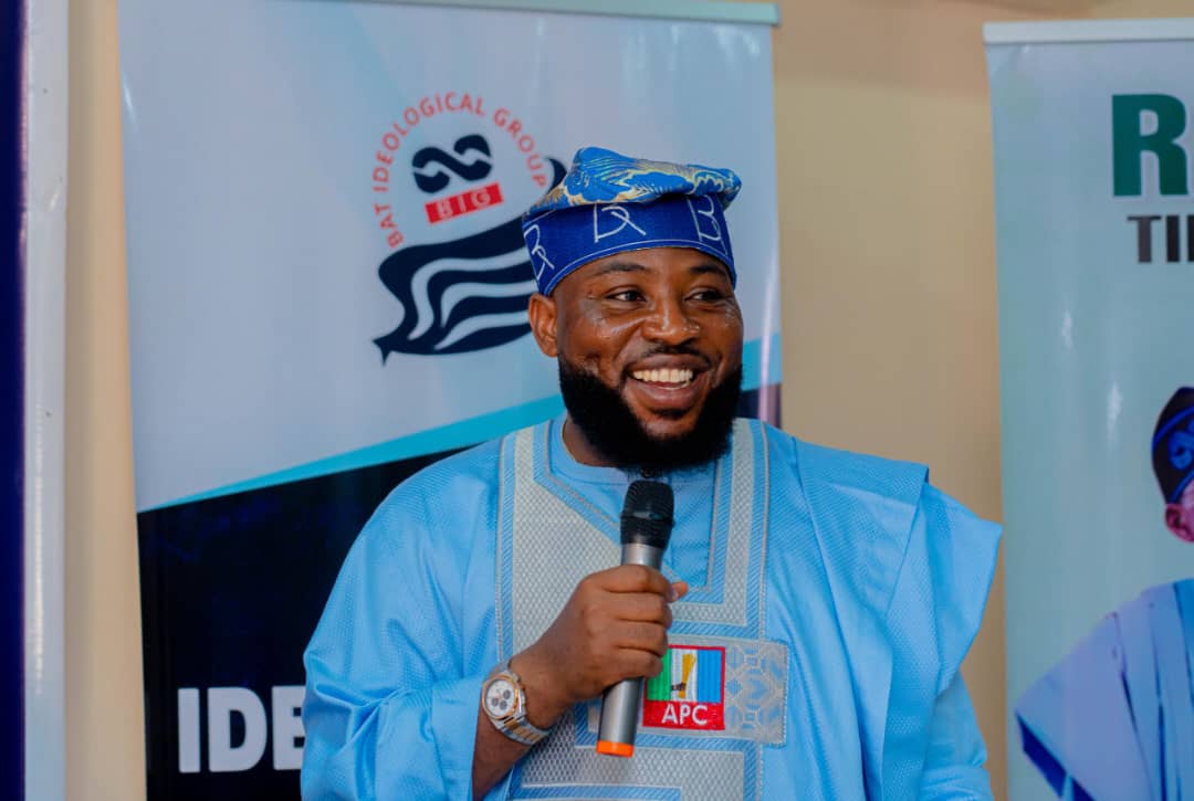 JESUS LOVES YOU tweet media