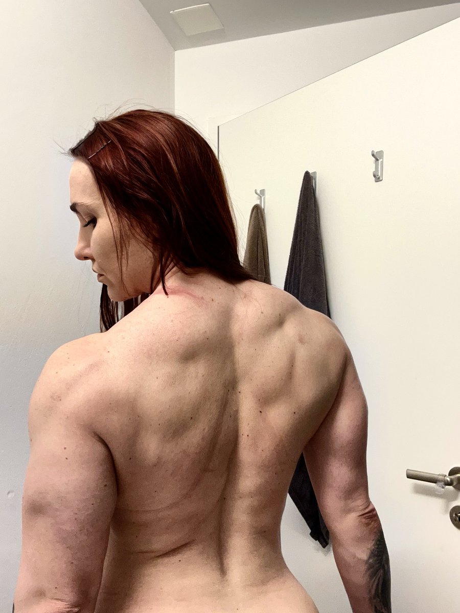 StrengthEwa tweet media