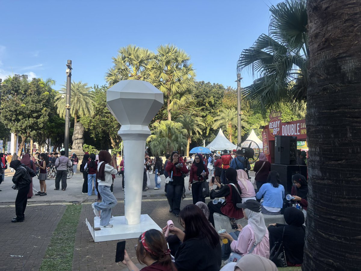 𝒓𝒂𝒄𝒉𝒆𝒍 🕊 tweet media