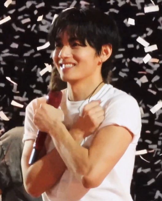 ngl I'd be leaving everything and hopping on a 9hr flight too if this was the reward on the other end 🫠🫠🫠