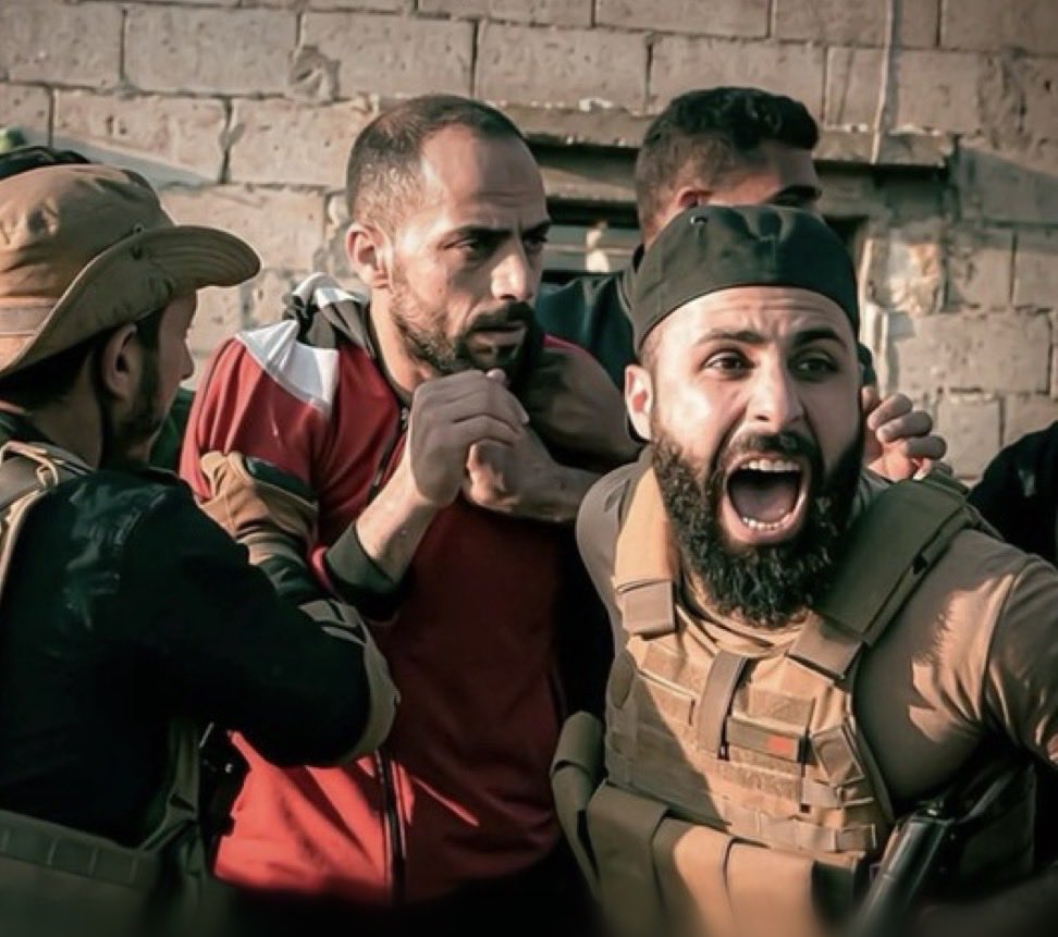 SimNasr's tweet image. Des jours historiques en Syrie, deux bourreaux, une petite main du massacre de Tadamoun arrêtée et une figure du régime d’Assad jugée