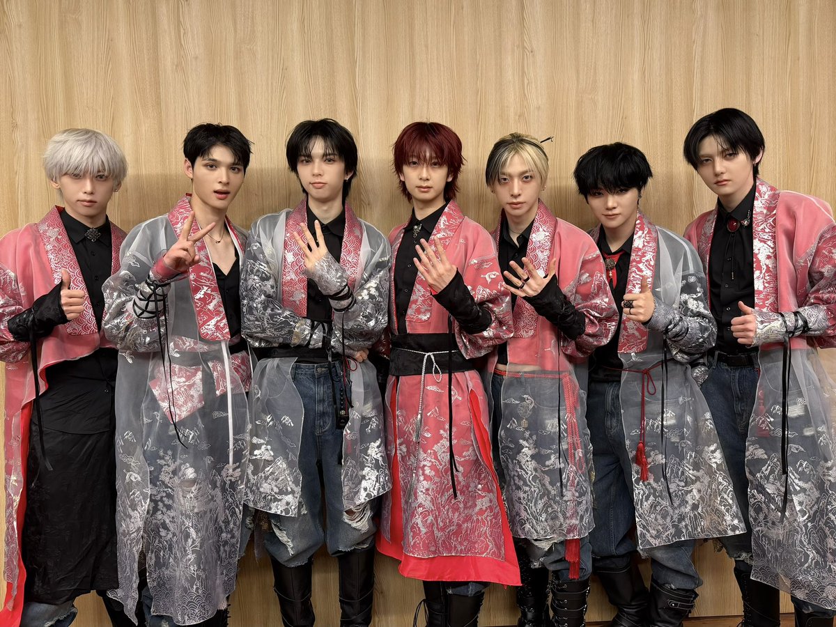 _AMPERSANDONE_'s tweet image. [📢] 2026.04.26 앰퍼샌드원 (AMPERS&amp;amp;ONE) 4th Mini Album [DEFINITION] FAN SIGN EVENT

🔗 Today’s mate 📚
나캠든 ➡ 마카야 ➡ 브라이언 ➡ 카이렐 ➡️ 최지호 ➡ 윤시윤 ➡ 김승모

#앰퍼샌드원 #AMPERSANDONE #DEFINITION #GOD