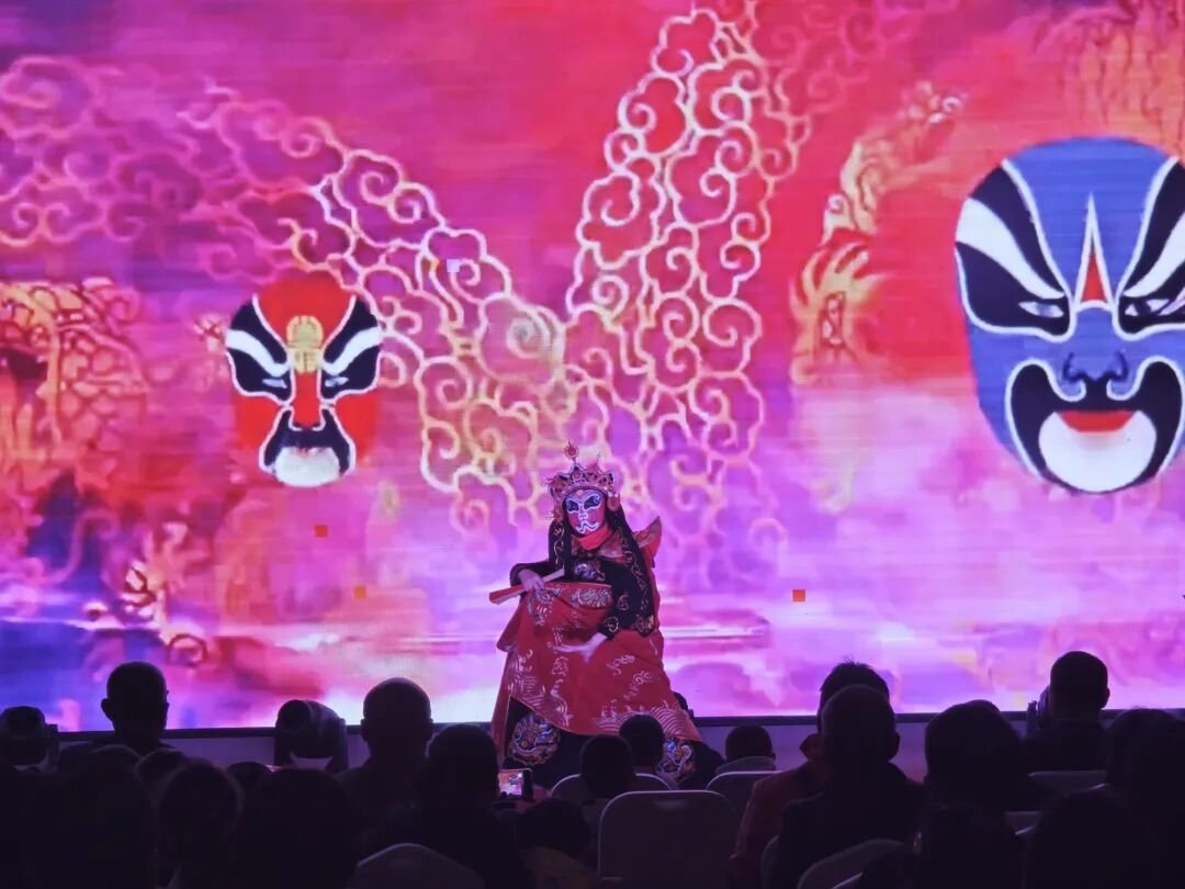 TibetNews11's tweet image. La mattina del 25 aprile, la compagnia artistica per persone con disabilità Yanzhao, con sincera partecipazione e profondo affetto, ha portato in scena a Shigatse lo #spettacolo culturale
