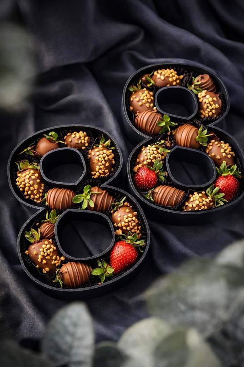 DasTere_8's tweet image. ⭐️🩷💕🩵 I wish you all a great Sunday!☀️🥤🍫🥤🍫 #Goodmood #handmadecandies