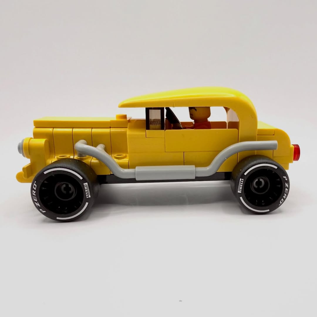 lgmbricks's tweet image. Lego Custom Cars

Credit
👉Instagram | paulielego
Please Follow...
.
.
Please follow for new sets and news.
👉 instagram.com/lgm.bricks

#lego #custom #cars #moc #hotrod