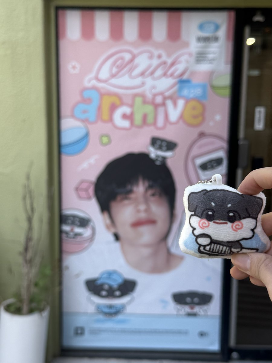 slow 송이 tweet media