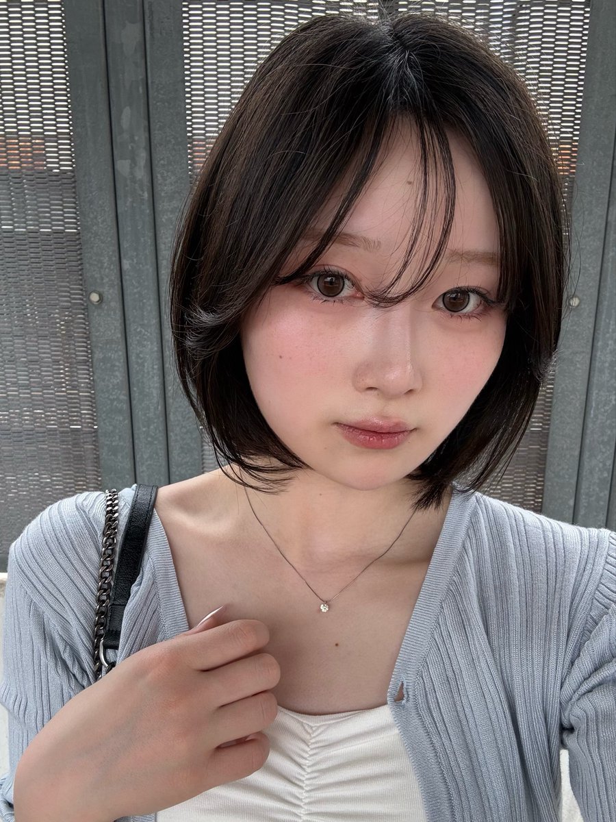 青 tweet media
