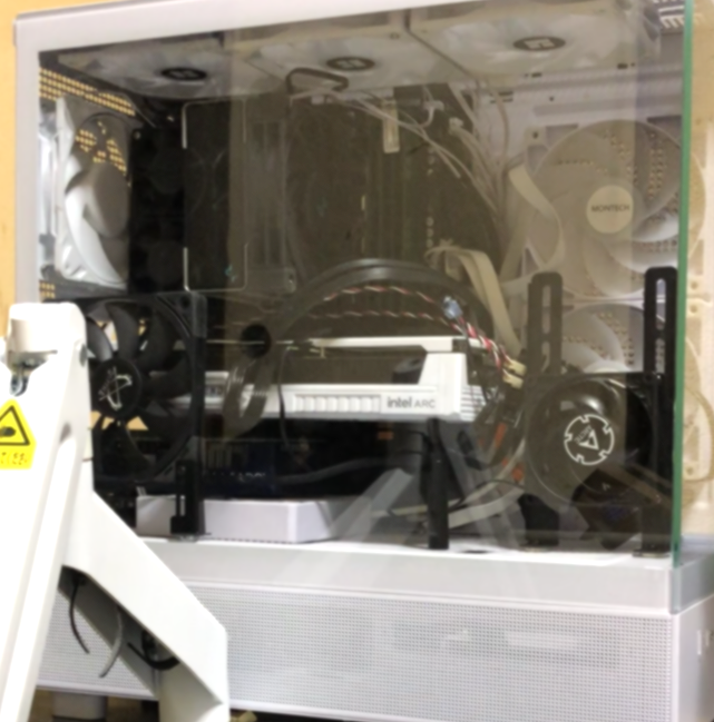 しげちん@素人自作PCエアフロ―馬鹿一代 tweet media