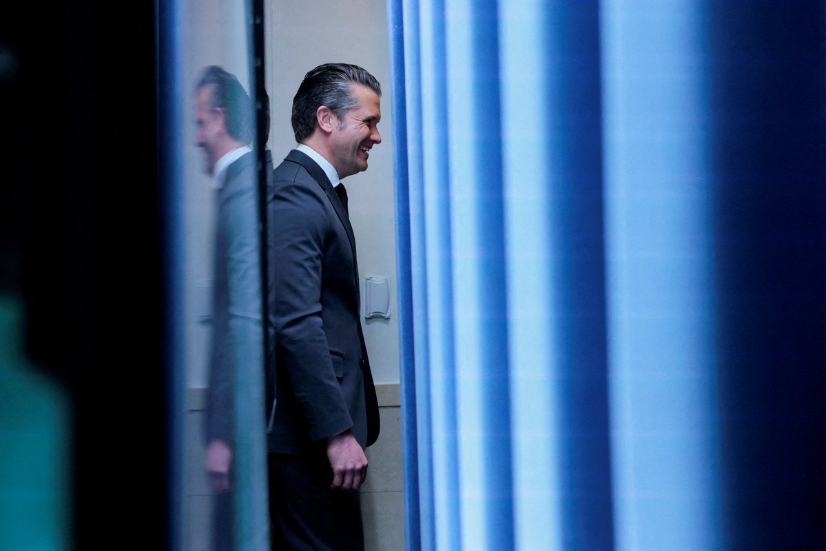 MeidasTouch tweet media