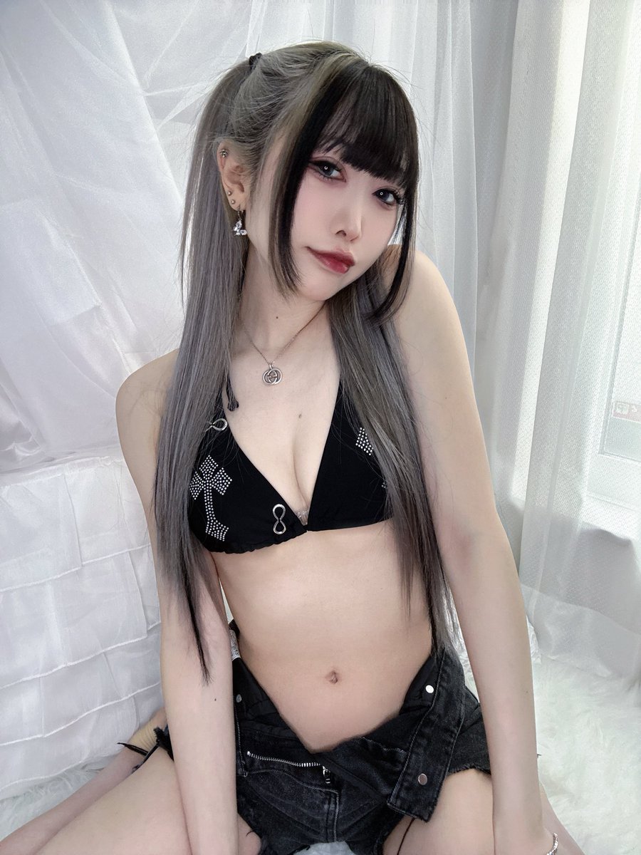senkyoku_info's tweet image. #週プレ× #TGIF 🌟
◆#春のTGIFONLINE 週プレ賞2026◆

🐺緋狼 紫稀(@senkyoku_shiki )
🦋蒼蝶 莉奈(@senkyoku_rina )

✅4/29まで無料で毎日1人1票投票可能！
🥇最優秀賞▶︎週プレ誌面掲載・デジタル写真集リリース

◾️投票ページはこちら
grajapa.shueisha.co.jp/tgif2026_spring