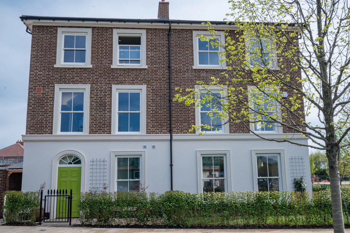 𝓢𝓪𝓶 tweet media