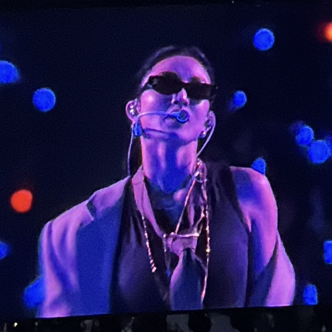 With Hyo 🏧 tweet media