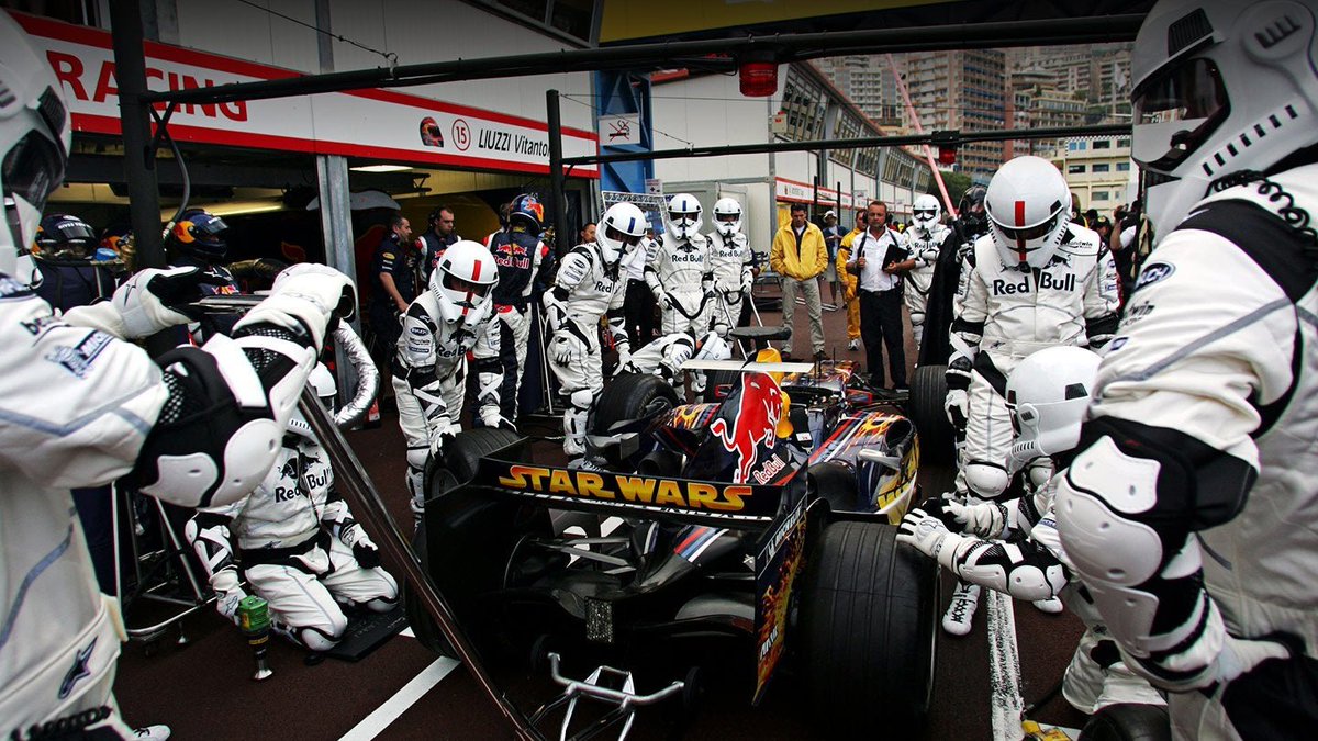 not technically race suits but the 2005 star wars redbull collaboration where the pit crew dressed like stormtroopers. absolute cinema