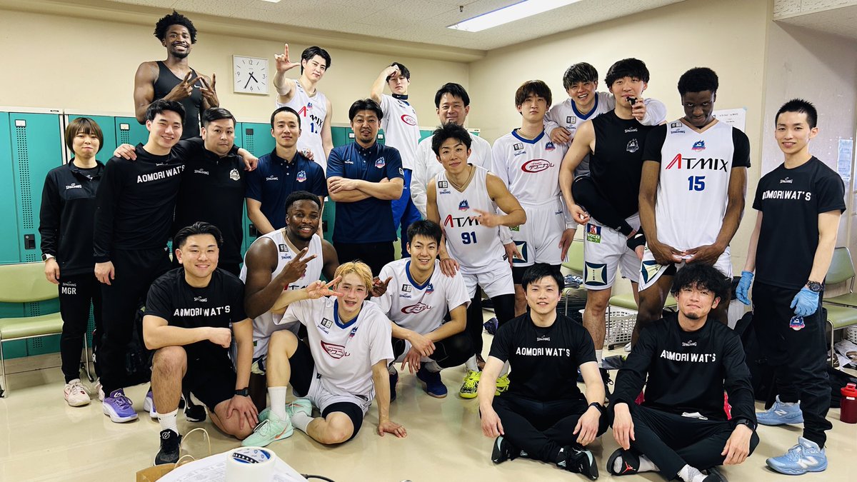 KYONOSUKE91's tweet photo. 最後のブザーが鳴り終わるまで、
沢山の声援ありがとうございました。

苦しい時も、笑ってる時も、全部
この仲間とブースターの皆さんと
共に過ごした時間に意味がありました。

この結果をしっかり受け止めます。
このシーズン、一生忘れません。

今シーズン
応援ありがとうございました。

チームメイトのみんな
本当にありがとう。
心から感謝してます。

#青森ワッツ