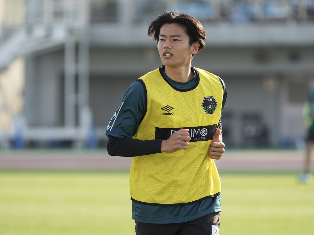 ブッキー tweet media