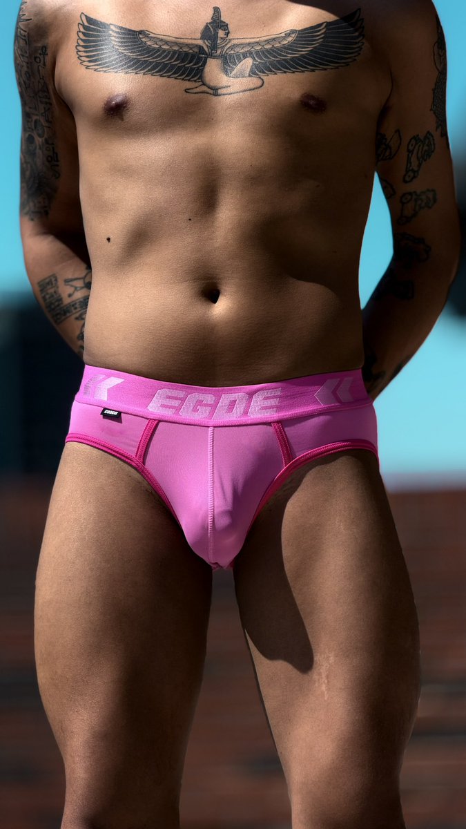 Hsu9102's tweet photo. 🌞💓

@EGDE_UNDERWEAR 

#筋トレ https://t.co/xZUX2aVJti