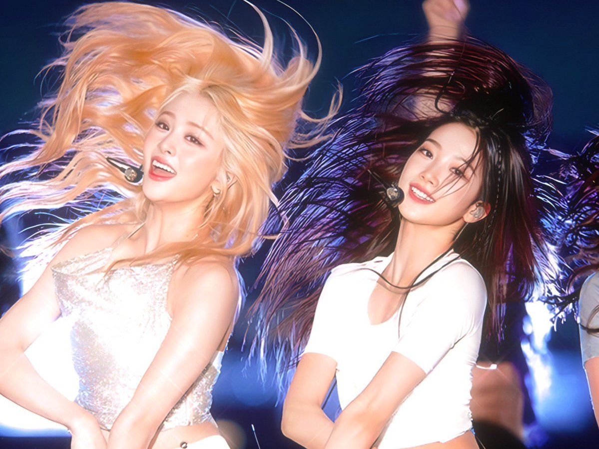 s🙂‍↕️fu tweet media