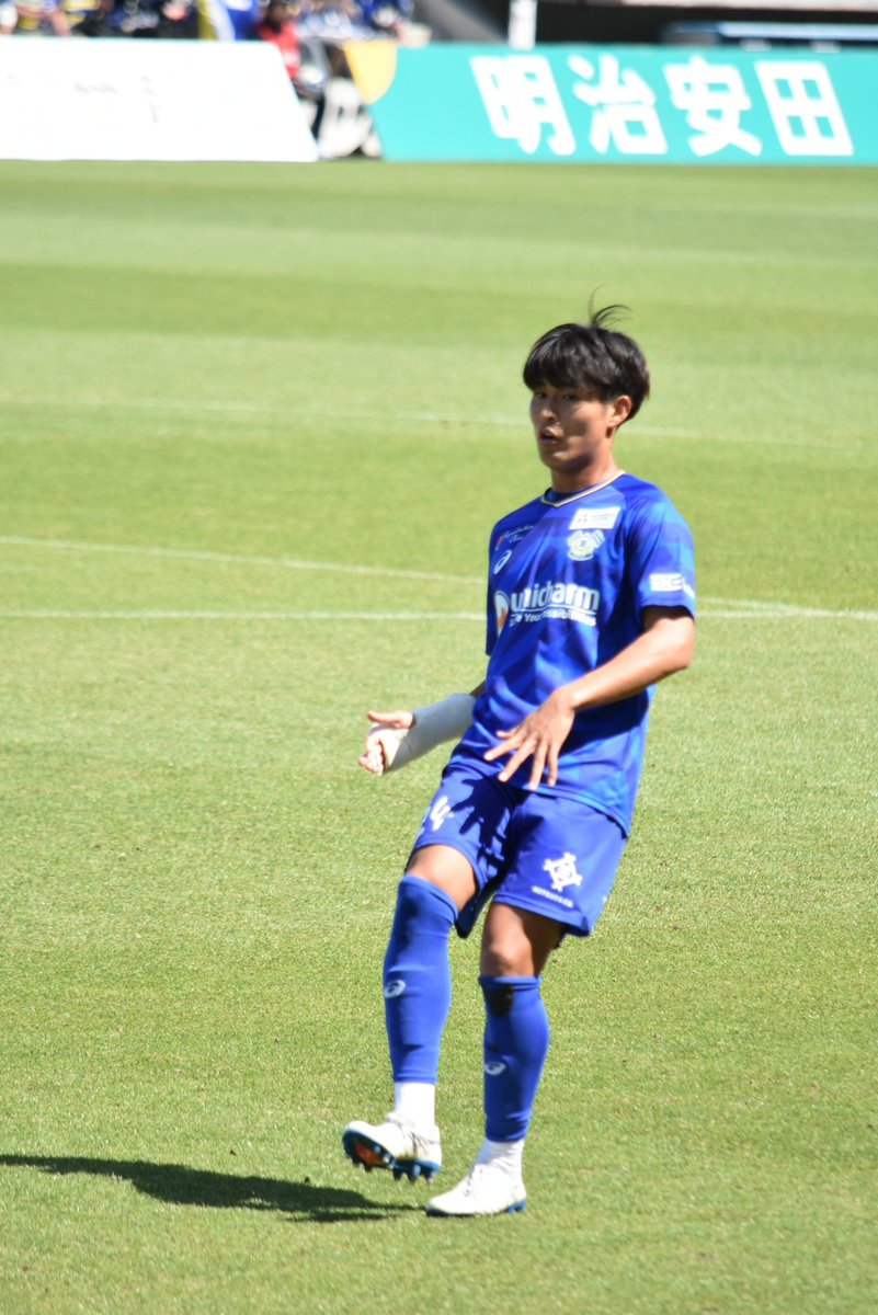 よこたん💙💛 tweet media
