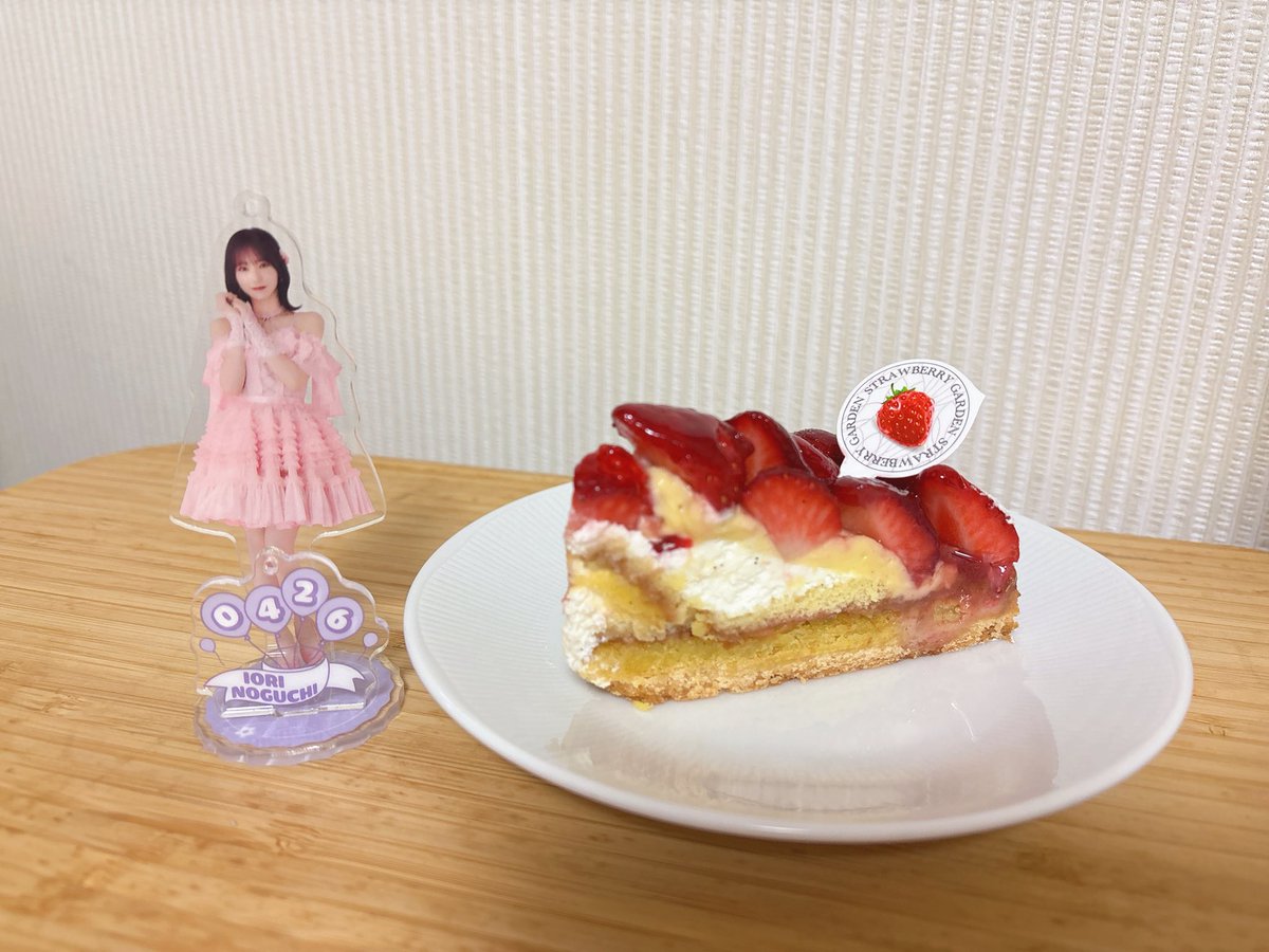 野口衣織さんお誕生日おめでとうございます🌸 衣織さんの
